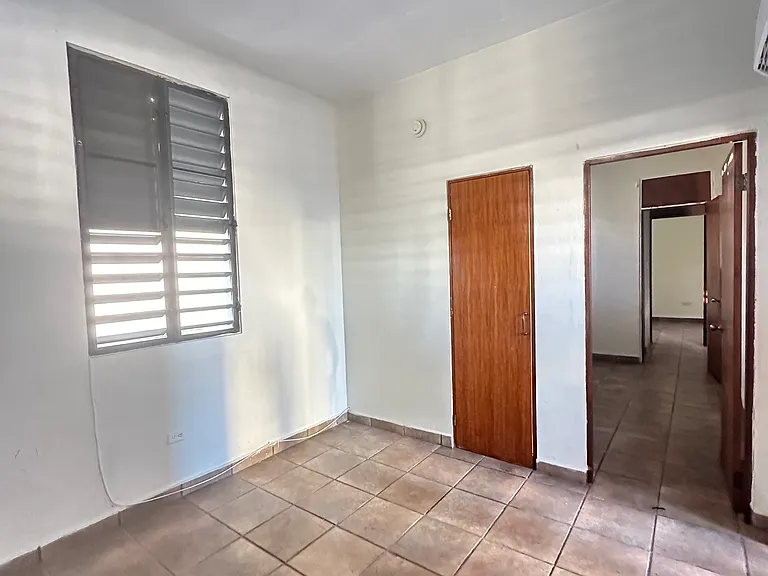752 Avelino Vicente #B3 — Photo 5