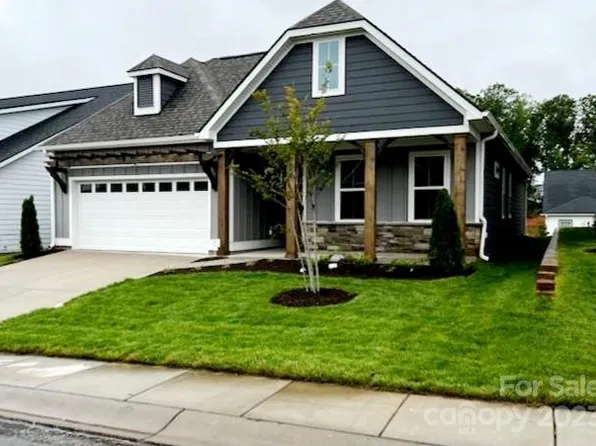 3073 Portside Ln, Denver, NC 28037