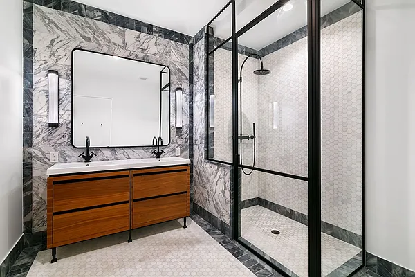 Rented by Compass | media 44