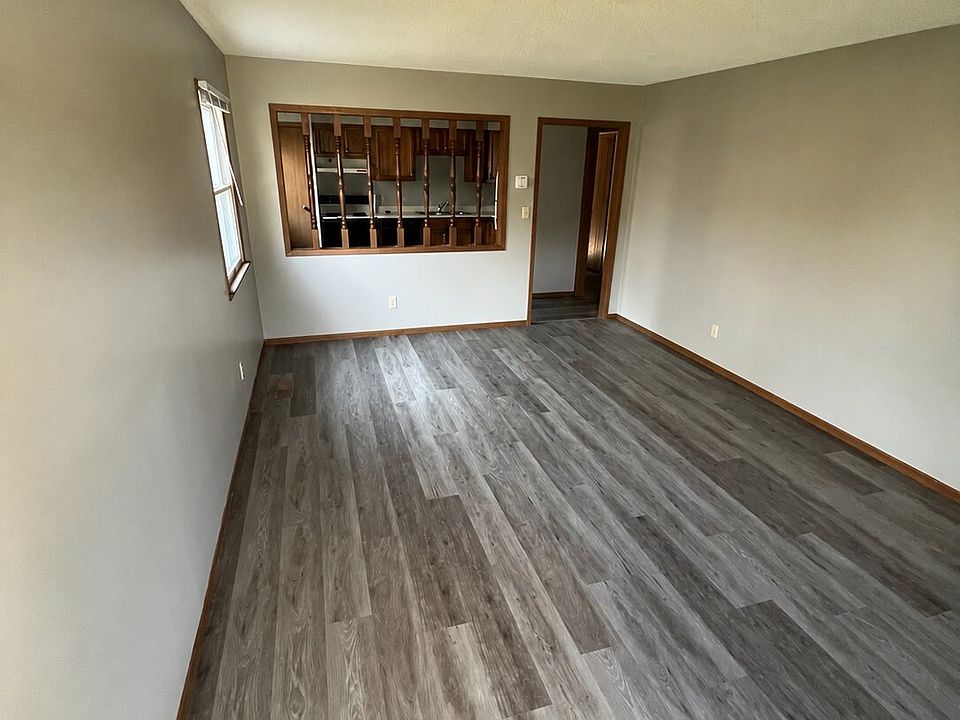 1st image of 342 W Parkwood St