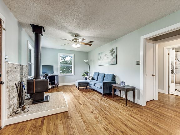 4th image of 4440 Dripping Springs Rd