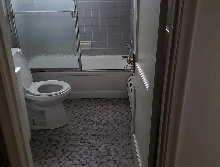 19625 Conant St — Photo 2