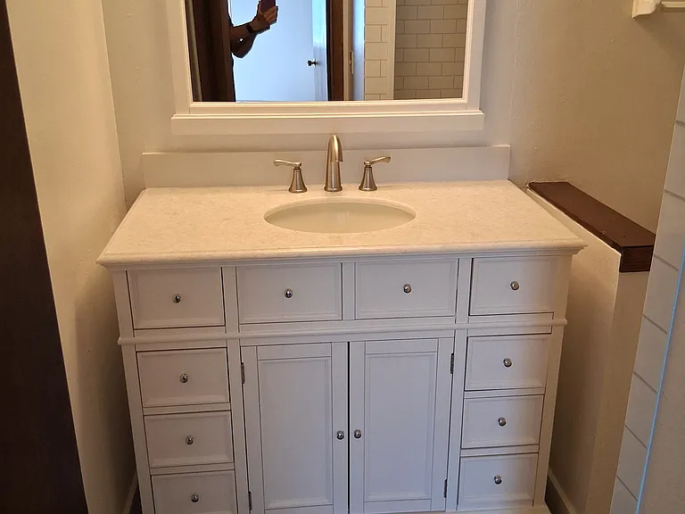 535 E Wisconsin Ave — Photo 5