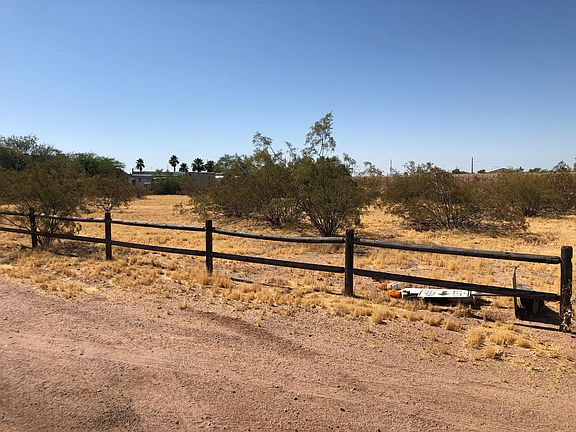 3rd image of 0 E Sunland Ave