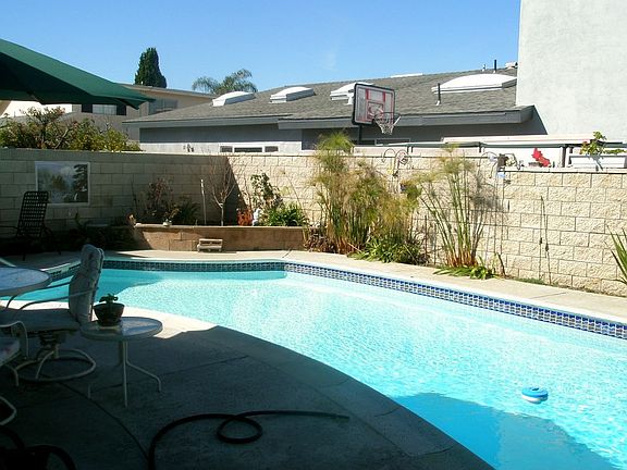 Pool is Well Maintained