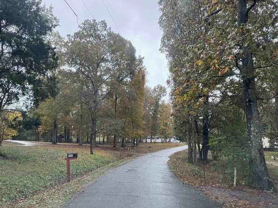 2nd image of 306 Edwards Rd