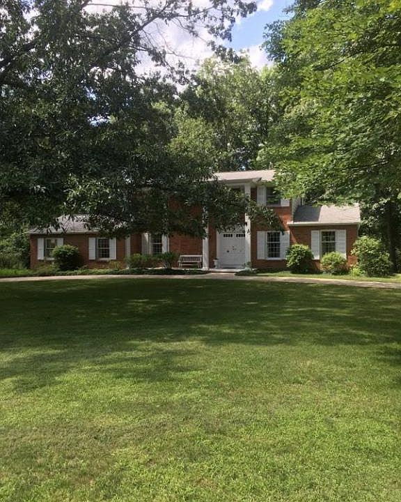 2nd image of 8849 Hawthorn Point