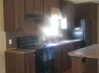 624 C St, Elgin, OK 73538