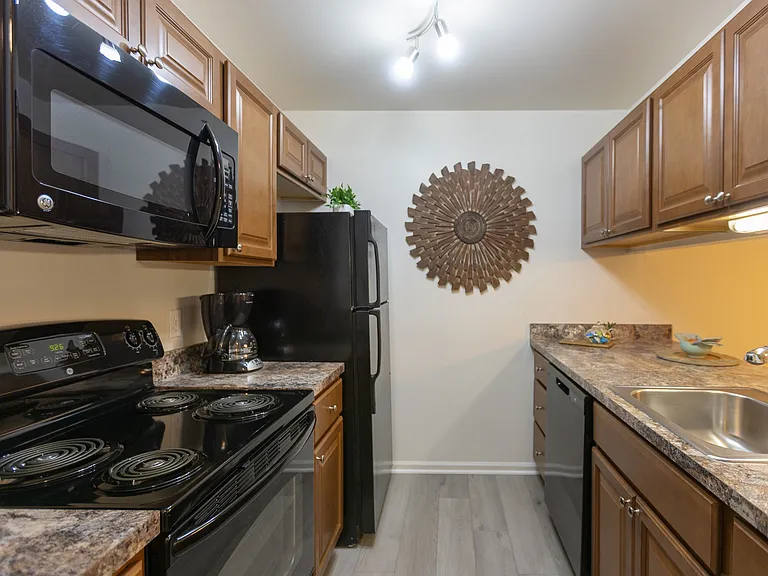 Meadows Apartments — Photo 14