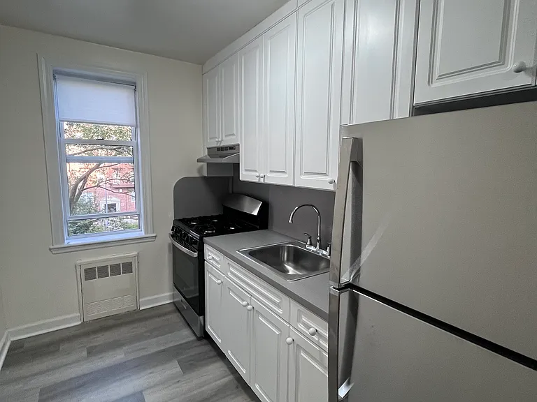 2632 W 2nd St #3A — Photo 1
