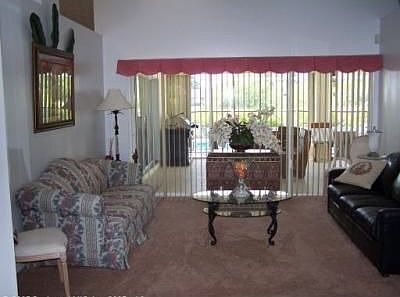 5th image of 507 SW Whitmore Dr