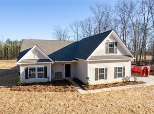 5016 Kings Pinnacle Dr, Kings Mountain, NC 28086