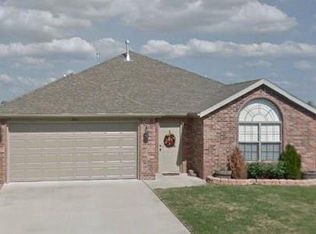 131 Poplar Rd, Centerton, AR 72719