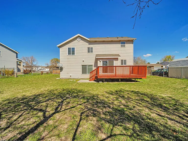 2255 W Red Robin Rd — Photo 25