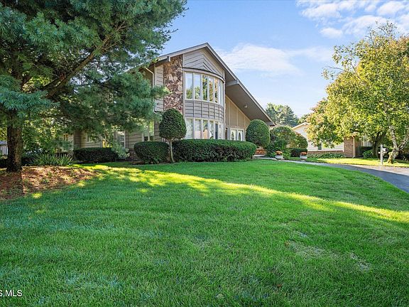 2nd image of 4625 Sulgrave Dr