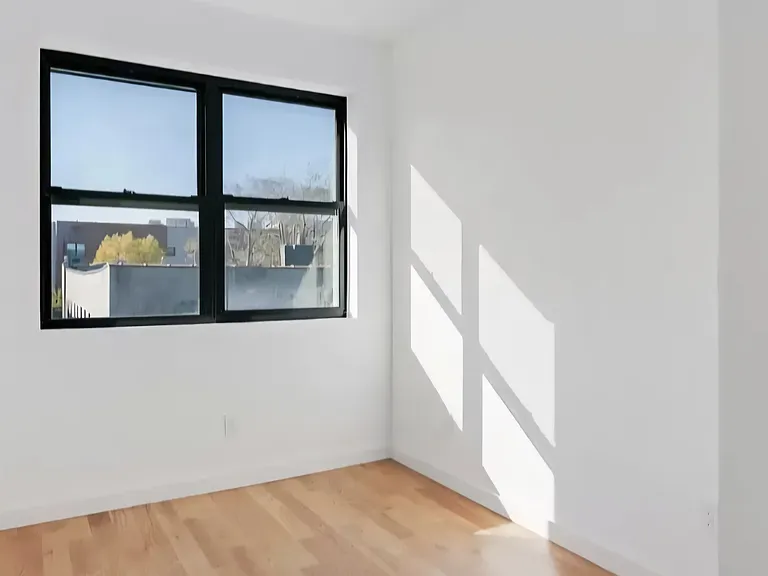 722 Hinsdale St #PENTHOUSE — Photo 3