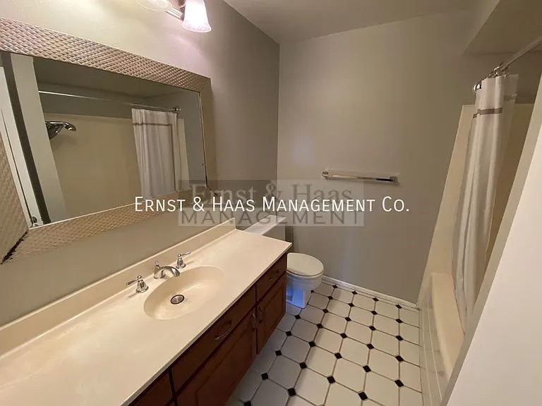 576 N Bellflower Blvd #237 — Photo 21