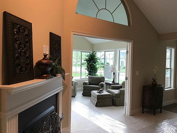 3rd image of 803A Wynnshire Dr