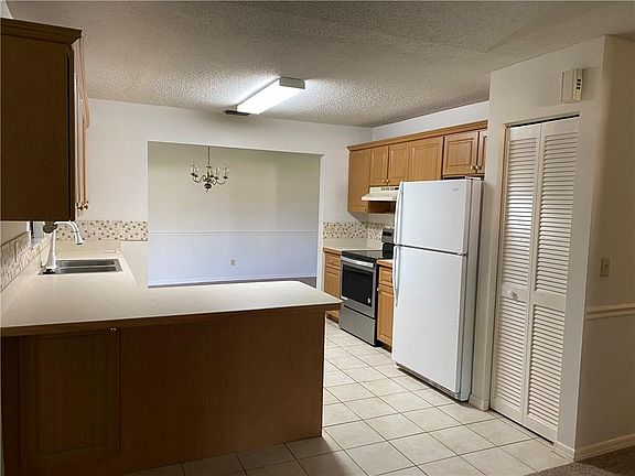 5th image of 430 39th Ct