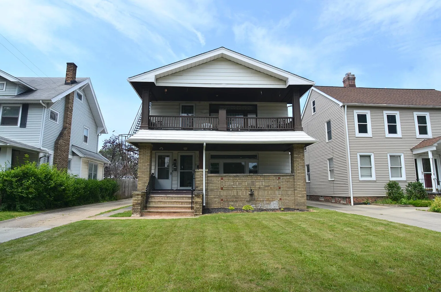 3820 W 157th St #3 photo 1