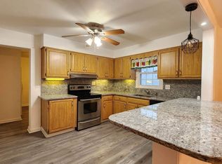 364 S Rolling Rd, Springfield, PA 19064