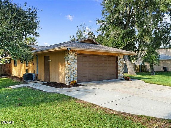 5th image of 1852 Travelers Palm Dr
