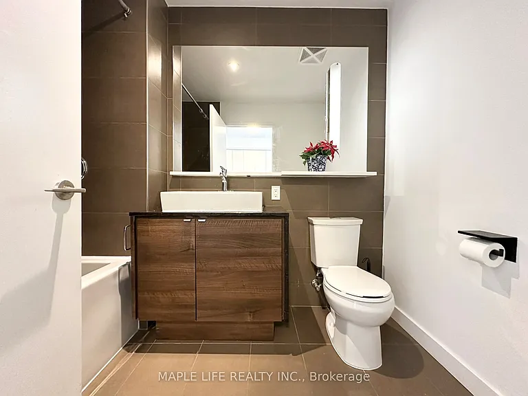 121 McMahon Dr #2502 — Photo 14