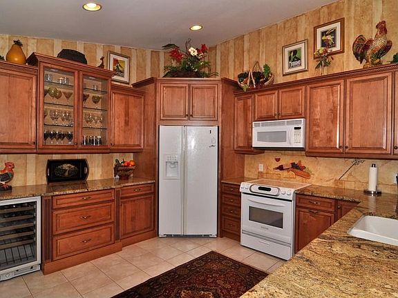 4th image of 23511 Sandycreek Ter APT 1103