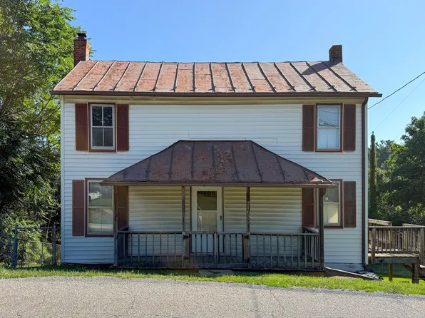 2163 Raphine Rd, Raphine, VA 24472