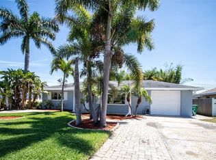 9191 108th St, Seminole, FL 33772