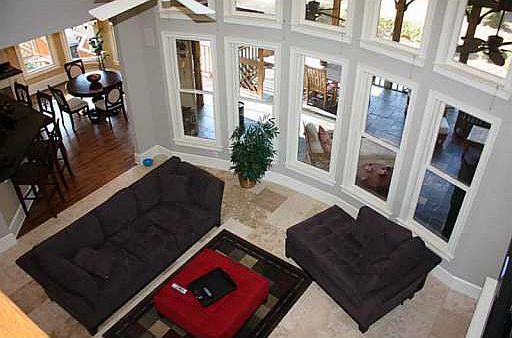 2nd image of 425 Chapel Saint Leon Ct