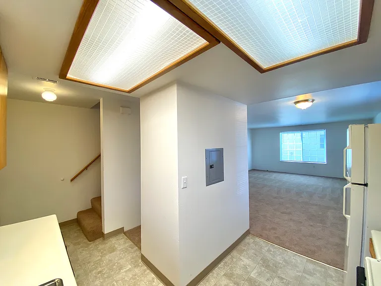 824 Bennett Ave #C — Photo 13