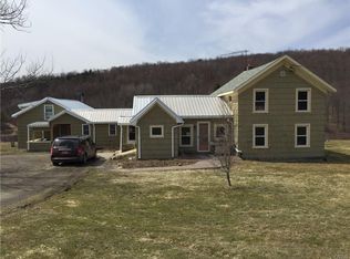 2473 Page Green Rd, Cortland, NY 13045