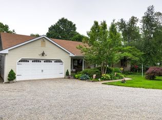 142 Manners Rd, Ringoes, NJ 08551