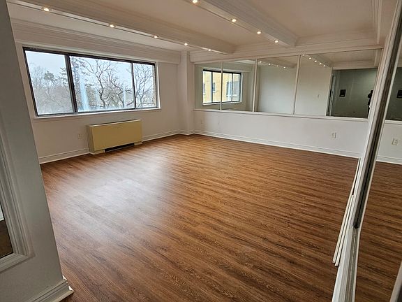 2nd image of 276 Prospect St APT 5H