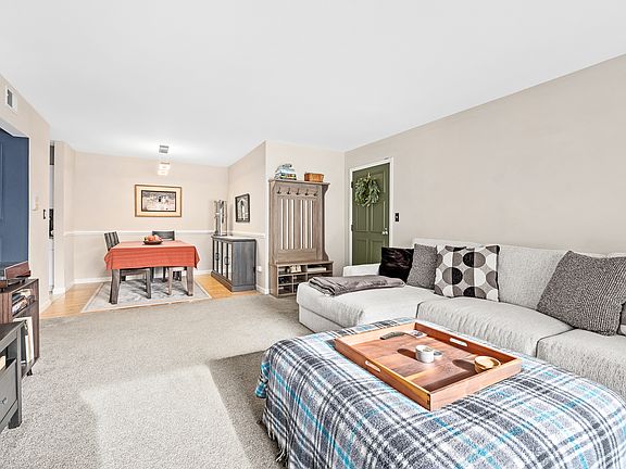4th image of 6174 Knoll Lane Ct APT 101