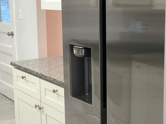 5th image of 14 Metcale Ln