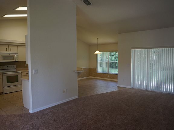 front to kitchen