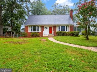 8104 Glover Ct, Springfield, VA 22152