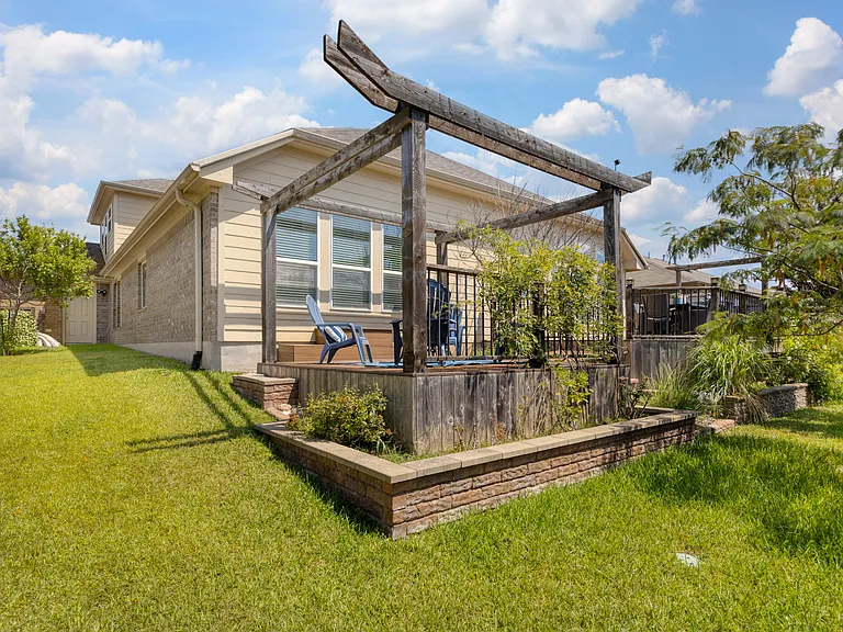 3717 Rams Horn Way — Photo 36