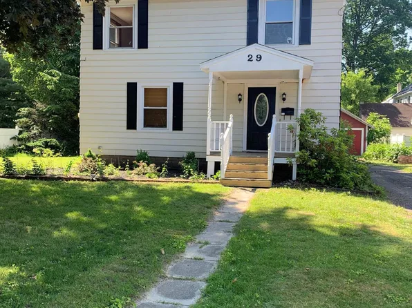 29 3rd St, Malone, NY 12953