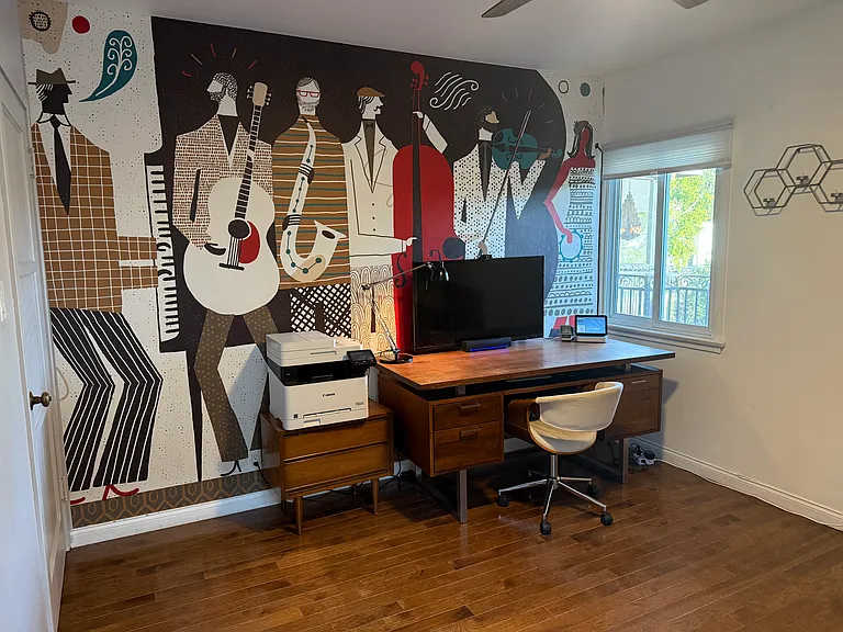 3rd bedroom/office (printer and monitor not included)