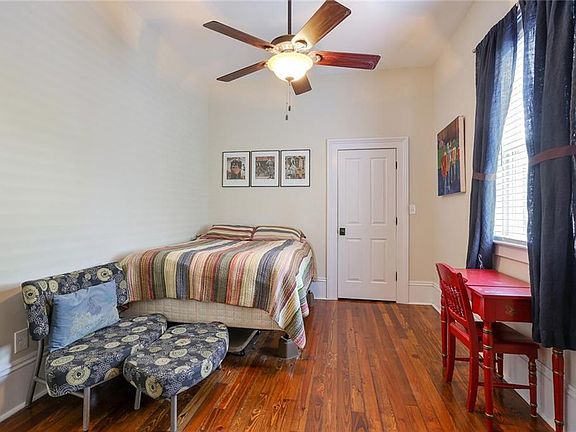 5th image of 8423 Zimpel St