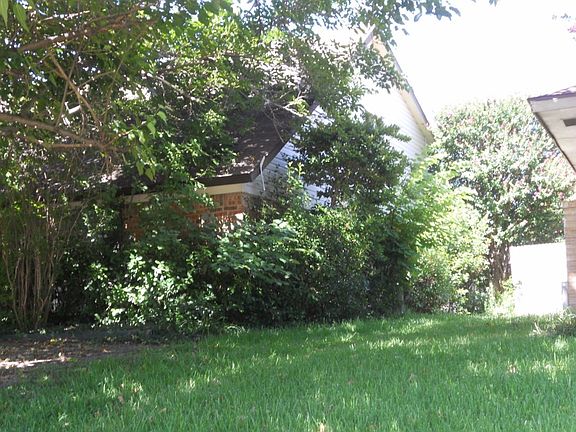 2nd image of 1711 Carolyn Way