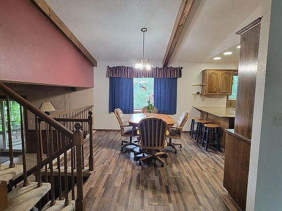 5th image of 103 Redstone Dr