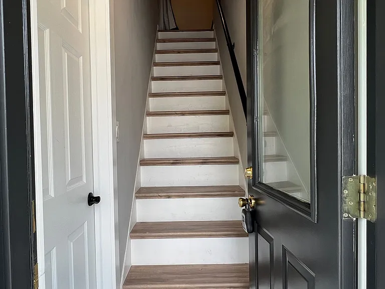 39 Buttonwood St #B — Photo 5
