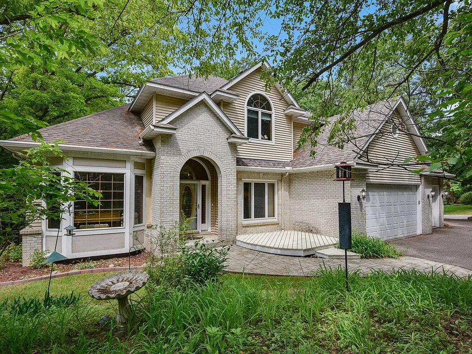 1st image of 1266 Deerwood Dr