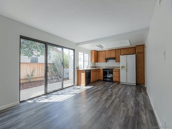 2nd image of 1651 S Juniper St #1-126-1
