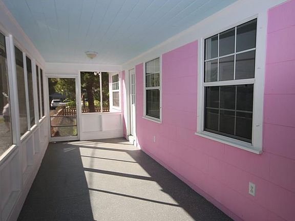 2nd image of 605 N Osceola Ave