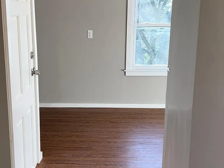 Kitchen entry